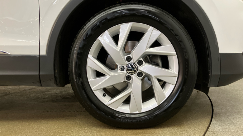 Volkswagen Tiguan 1.5 TSI 150 Life 5dr Petrol Estate